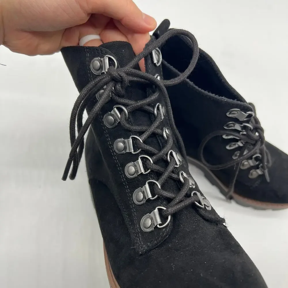 Cliffs by White Mountain Lace Up Boots Black Size 5.5